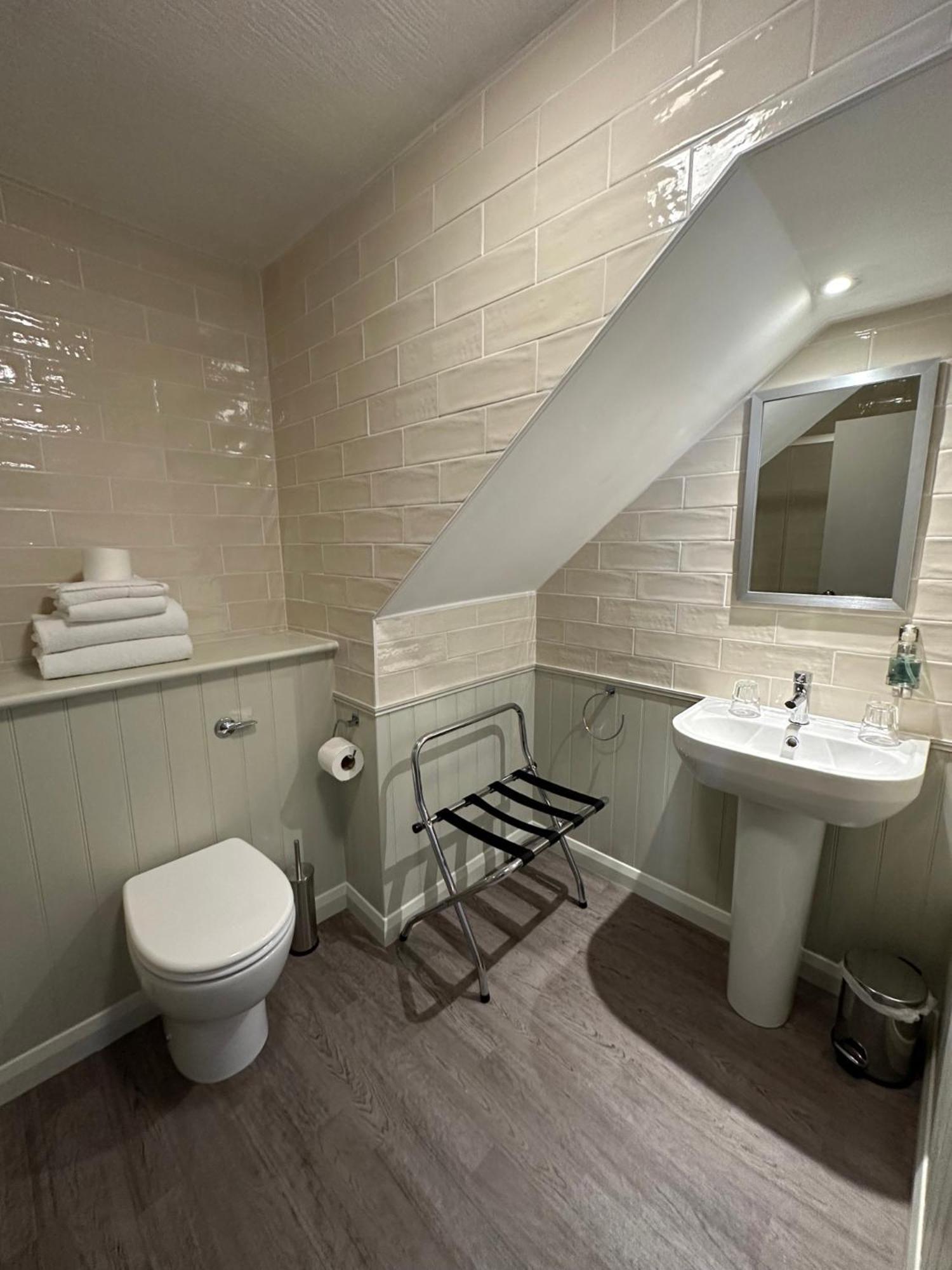 Hotel The Goddard Arms Swindon Exteriér fotografie