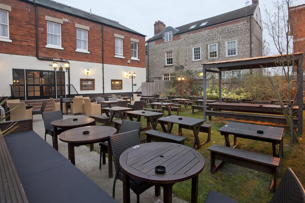 Hotel The Goddard Arms Swindon Exteriér fotografie